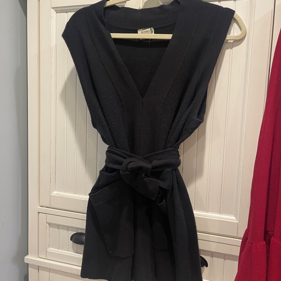 By Anthropologie sleeveless knit pullover sweater with pockets tie waist Large - Picture 5 of 6